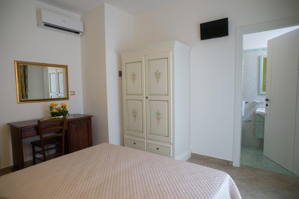 B&B Corte Dell' Immacolata Taviano Kültér fotó