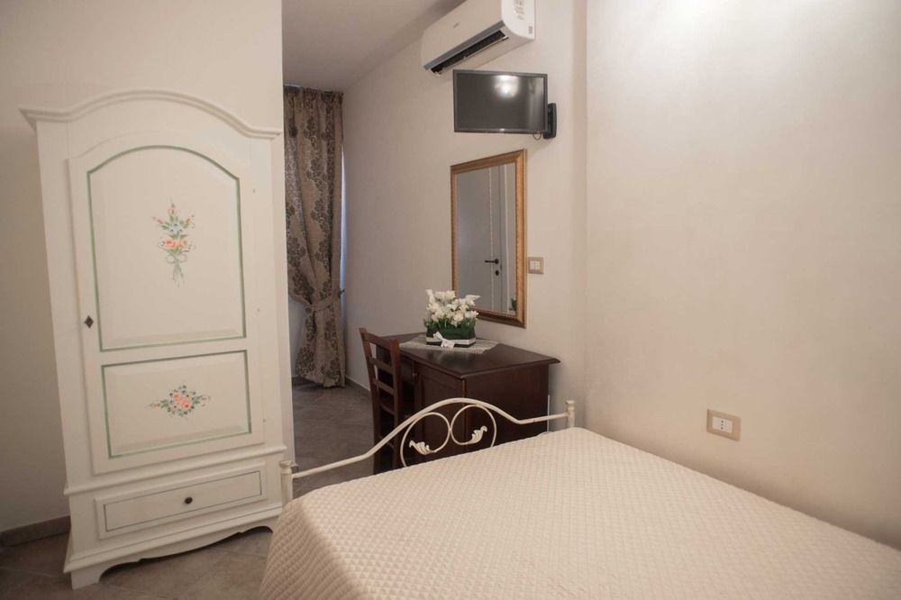 B&B Corte Dell' Immacolata Taviano Kültér fotó